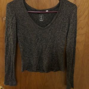 Long sleeve crop top
